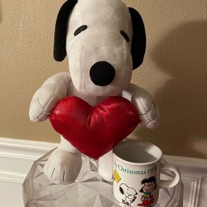 2021 Peanuts Dancing Snoopy Holding a Heart PLUS 1976 Christmas Snoopy Mug